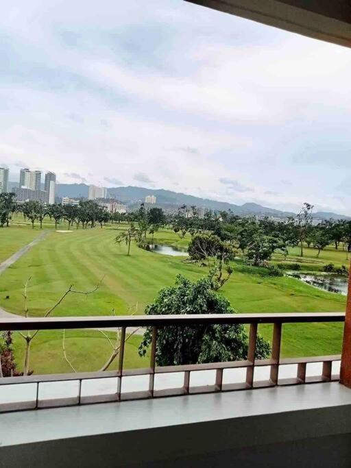 Dreamy 2Br Condo, With A Golf Course View Cebu Stadt Exterior foto