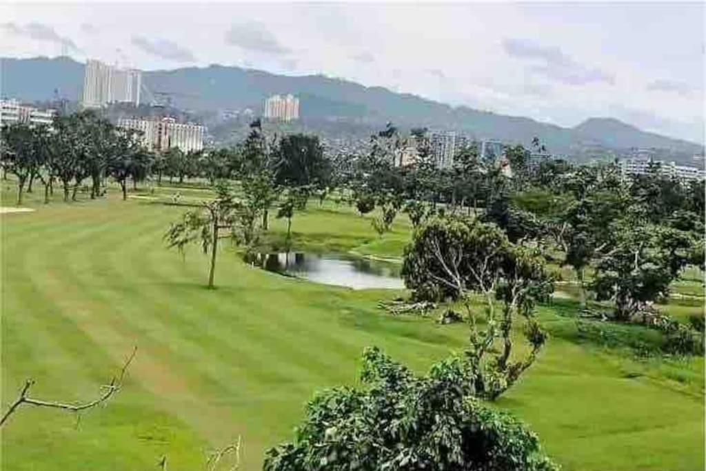 Dreamy 2Br Condo, With A Golf Course View Cebu Stadt Exterior foto